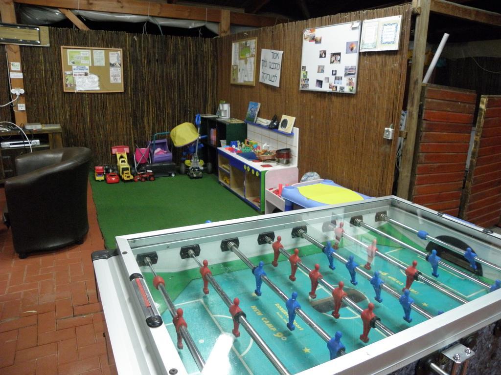 Avigail Guest House Yavneʼel Extérieur photo
