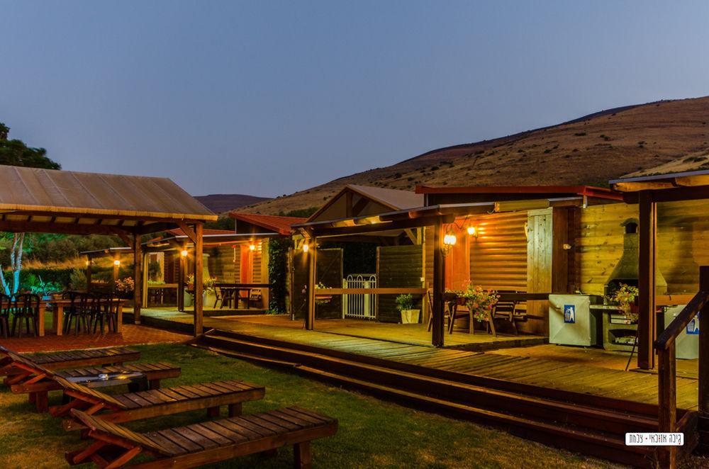 Avigail Guest House Yavneʼel Extérieur photo