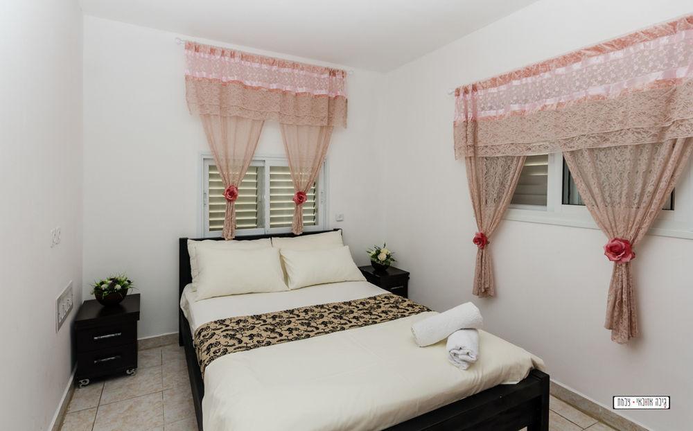 Avigail Guest House Yavneʼel Extérieur photo