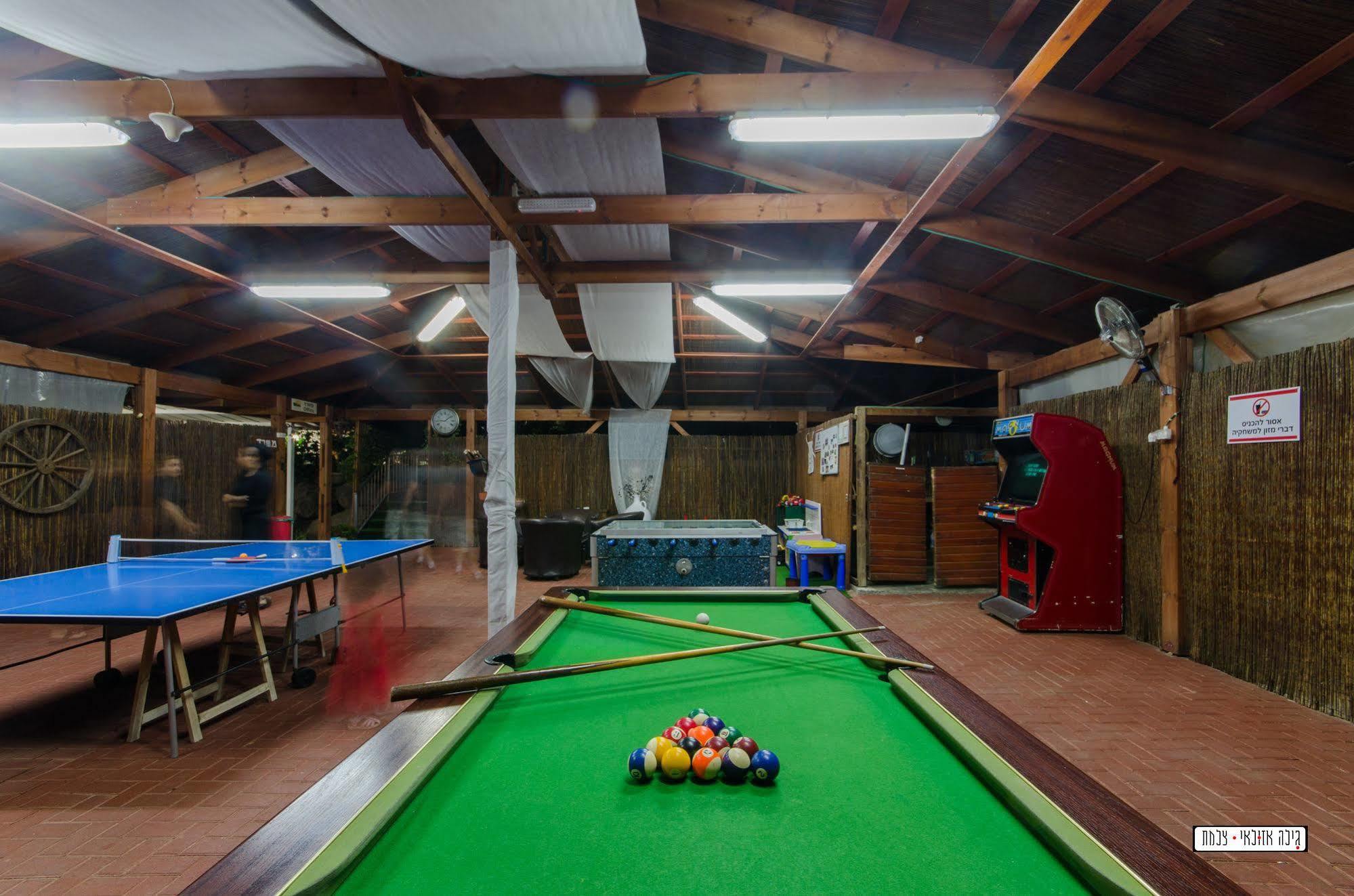 Avigail Guest House Yavneʼel Extérieur photo